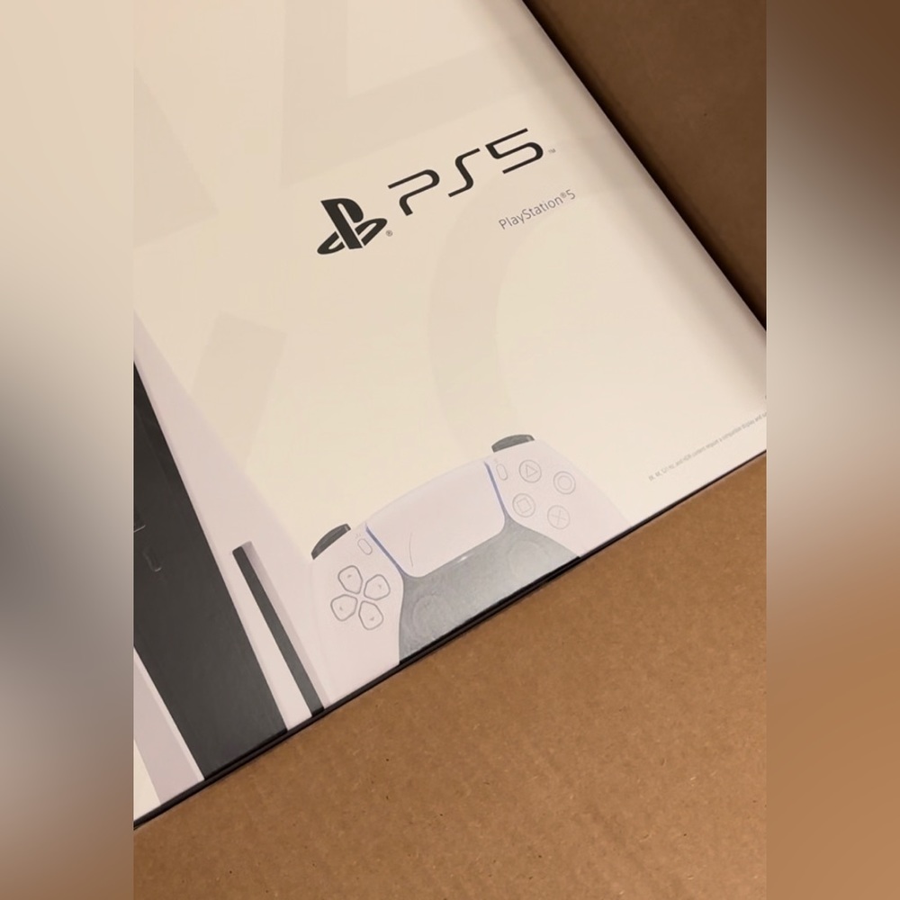 Standard PlayStation 5